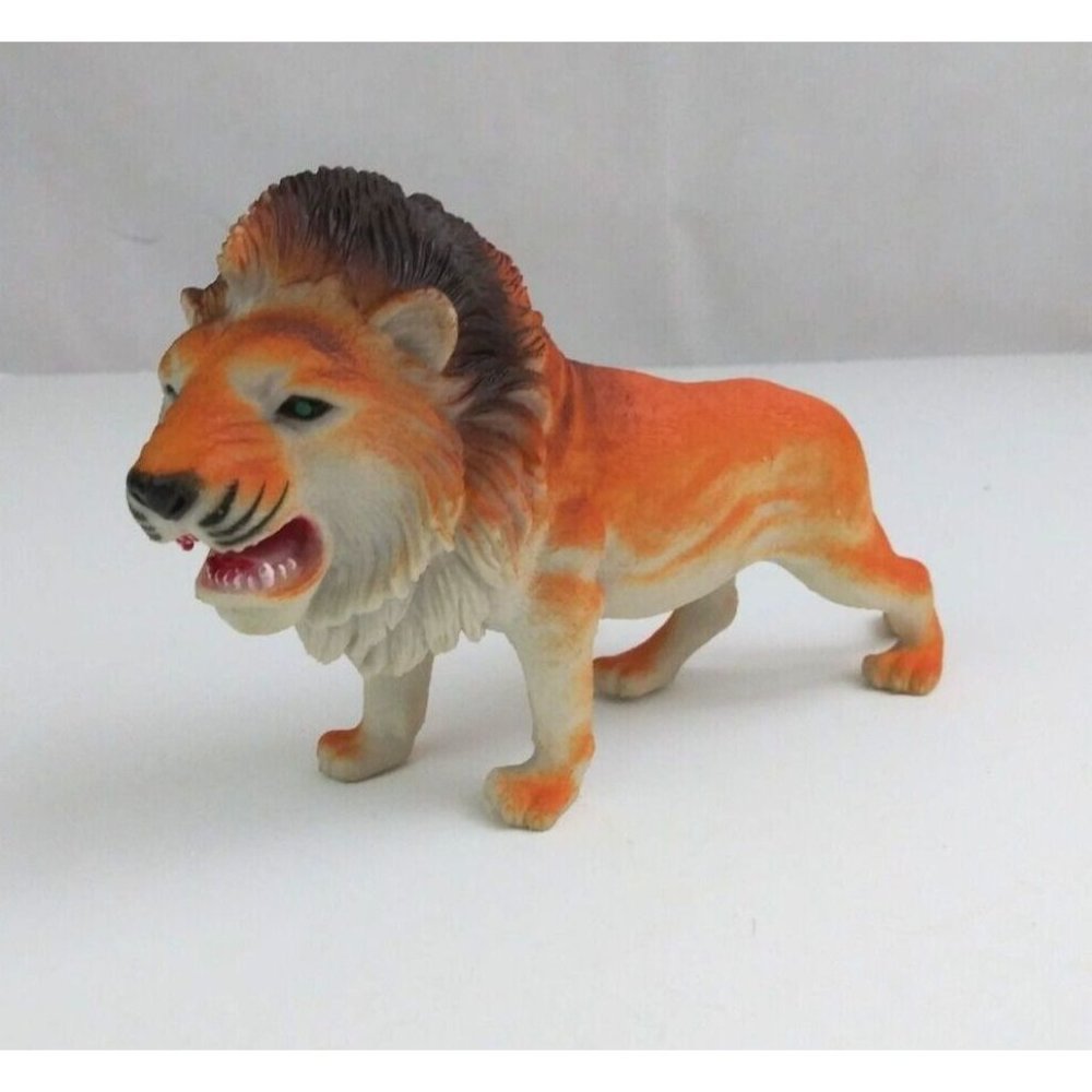 Boley Nature World Lion 3.75" x 7" Action Figure